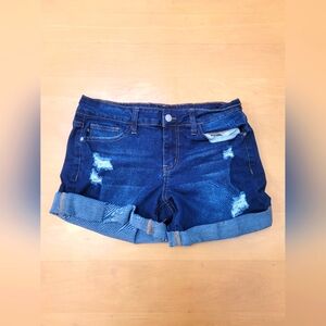 Judy Blue Los Angeles Size Medium Lightly Distressed Blue Jean Denim Shorts
